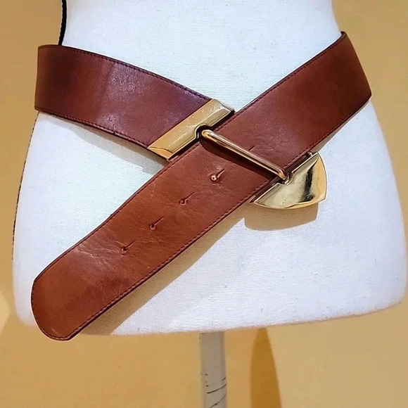 Avignon belts main image 12